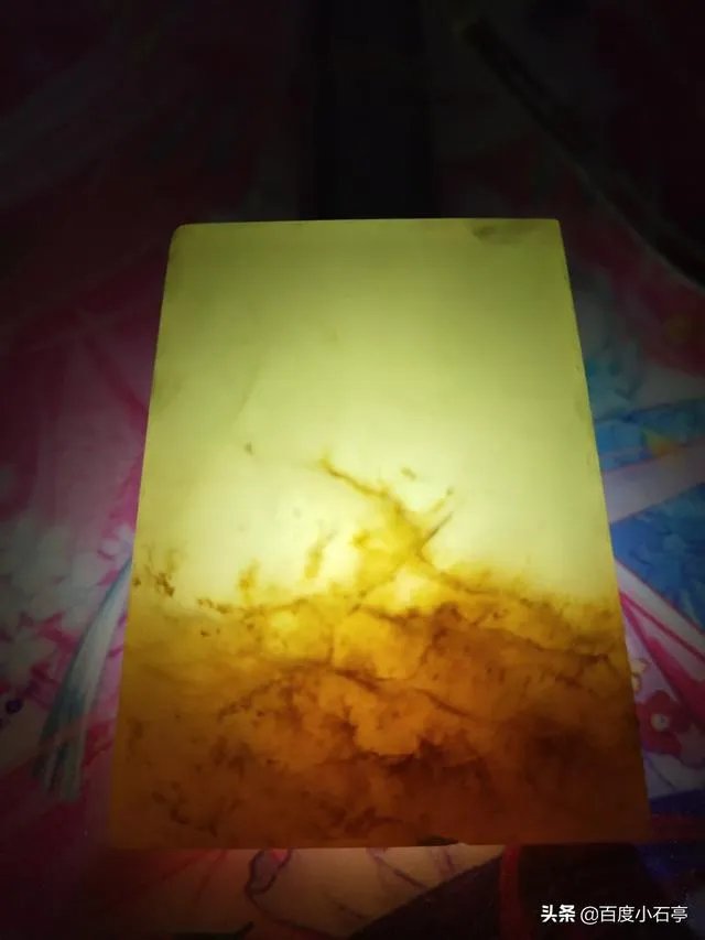 石友们,把你们的新疆和田玉、籽料原石和天然奇石发个图出来让石友们看看学习下?