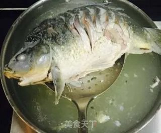 红烧鲤鱼
