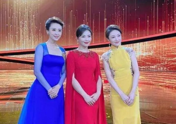 今年的央视国庆晚会的主持人是哪几个?