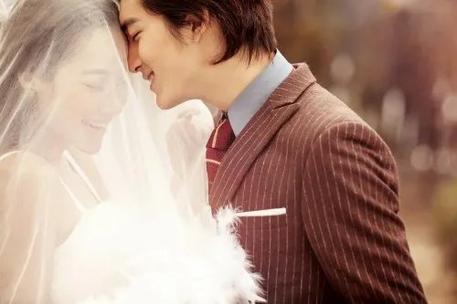 武汉摄影工作室排名 如何选择性价比高的摄影工作室