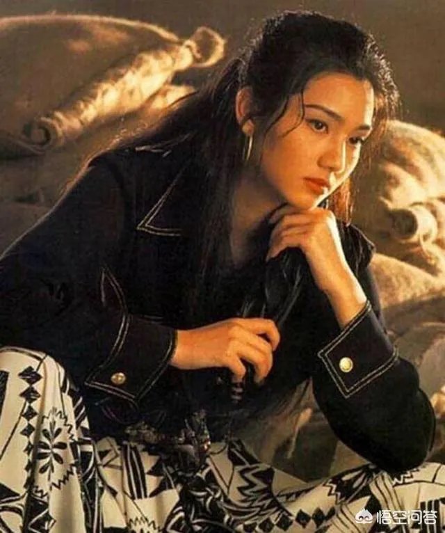 洪欣在风波后首现身,心情美好,是不是有转机?