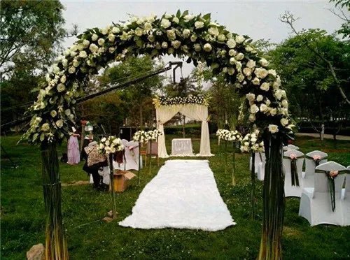 不同风格婚庆拱门图片的介绍和价格 2018婚庆拱门价格解析