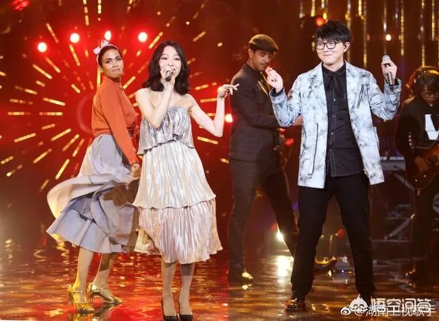 怎么评价毛不易张韶涵版本的《花房姑娘》?