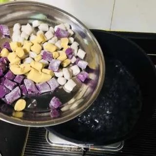 烧仙草.鲜芋仙