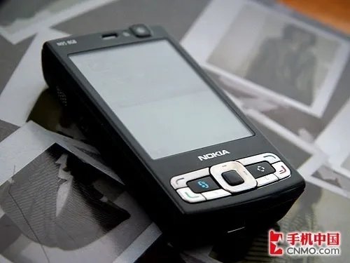 诺基亚N95 8G版
