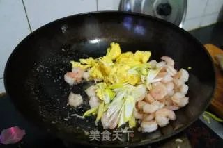 虾仁炒鸡蛋