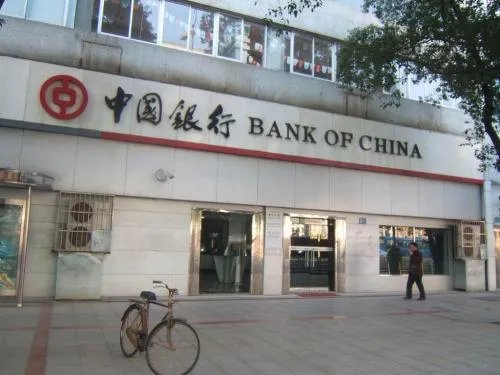 “巴菲特接班人”下注邮储,你看好银行板块吗?
