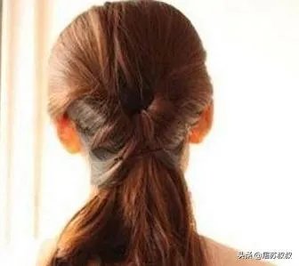 中长发怎么扎好看,简单编发盘发图解?