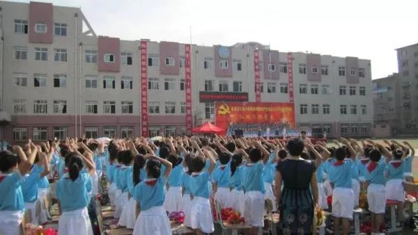 四川苍溪小学生死前遭体罚,学生犯错该如何惩罚?