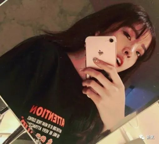 王中磊闺女晒长腿照,娱乐圈大佬们的千金都长什么样?