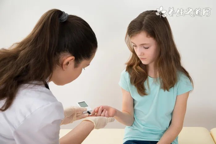 束腹带好还是纱布好