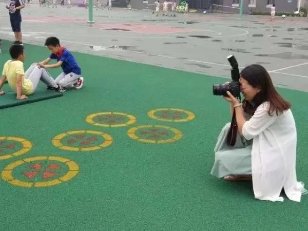 如何看待90后小学教师两个月升副校长？