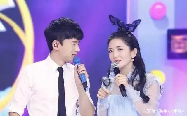 黄鹤翔26年前的《九妹》,谁注意到了MV女配角?如今怎样?