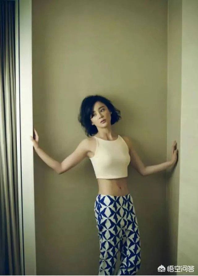 袁姗姗演技不错,她的衣品如何?