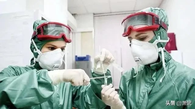 美国新增确诊减少了