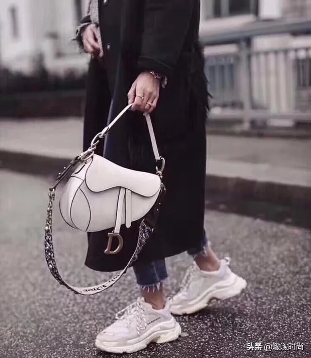 有哪些舒适透气的女鞋品牌?