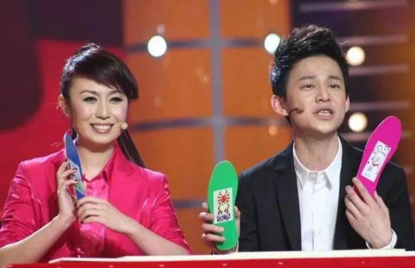 马丽获奖后,何炅却哭了!他们二人此前有过哪些合作?