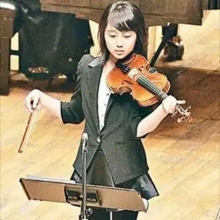 赌王何鸿燊的子女才貌出众是谁?