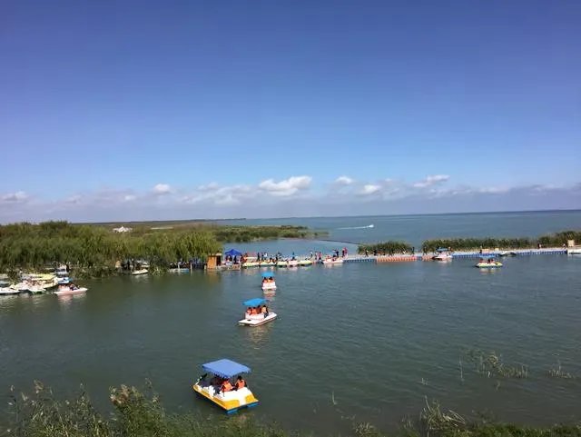 如果只能选一个,你认为新疆哪个湖最美?