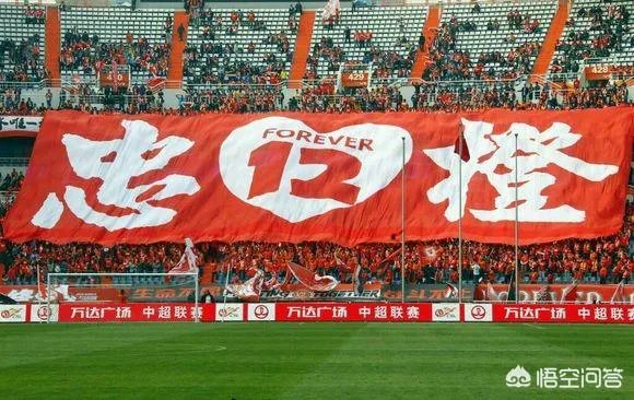 李霄鹏每场比赛都让周海滨上,这是什么原因呢?