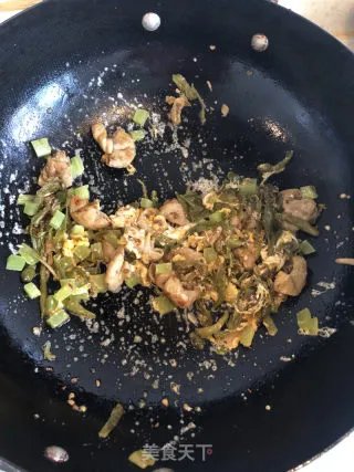青椒肥肠炒饭