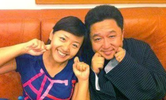 郭德纲经常拿于谦的老婆开玩笑,于谦的老婆会不会生气呢