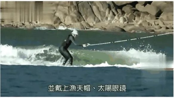 一见钟情?周星驰恋情疑曝光:女方为17岁的落选港姐