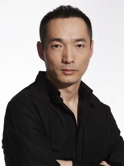 气质女星曾黎结婚了吗 与李易祥关系扑朔迷离