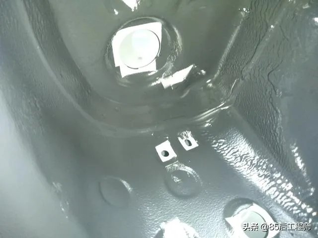 汽车喷漆的涂料是什么样的?