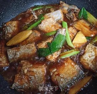 家常红烧带鱼