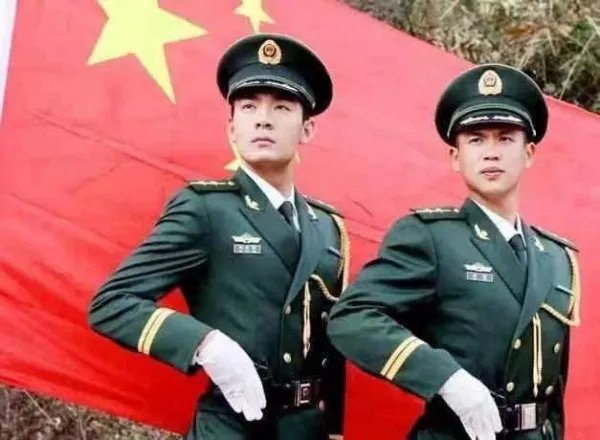 戎装是什么意思