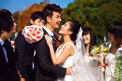 婚礼司仪培训流程 婚礼主持人前景如何