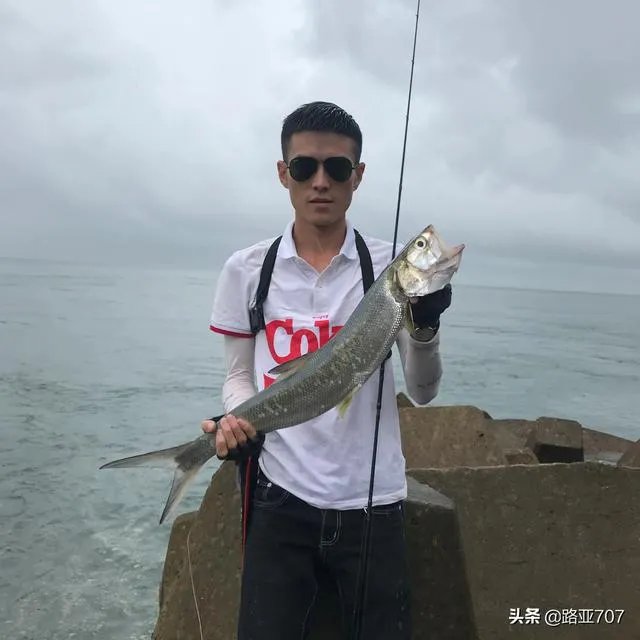 谁可以分享一下路亚钓鱼技巧?