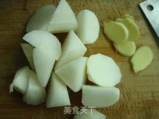 白萝卜炖羊肉