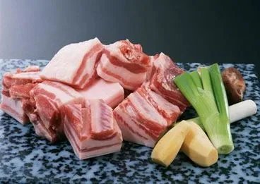 猪肉价格一个月每公斤涨近7元，会不会用其它肉类代替？