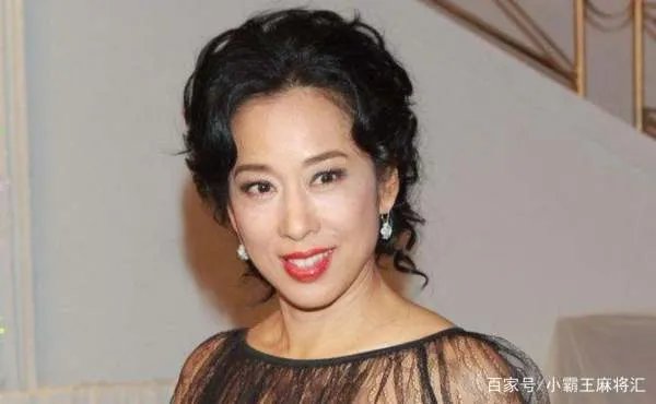 为霍家诞下三子后离开,郭晶晶的婆婆朱玲玲,为何会如此精明