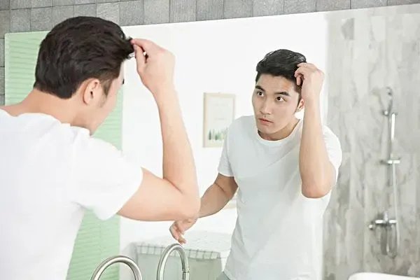 40年来男性人口首次下降,你如何看待这一现象?