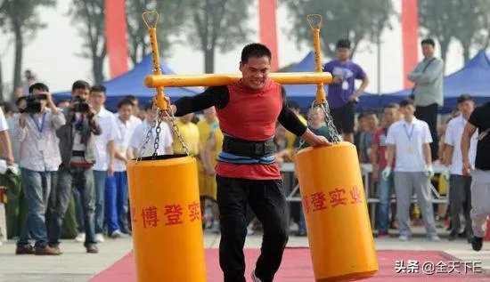 世界大力士冠军赛为什么大部分是欧美人？