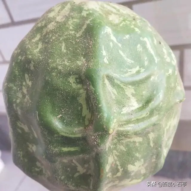 石友们,把你们的新疆和田玉、籽料原石和天然奇石发个图出来让石友们看看学习下?