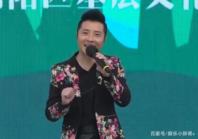 黄鹤翔26年前的《九妹》,谁注意到了MV女配角?如今怎样?