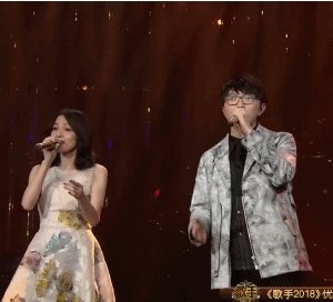 怎么评价毛不易张韶涵版本的《花房姑娘》?