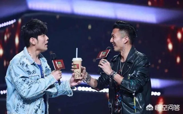 2018年《中国好声音》中哪位导师的唱功实力比较强?为什么?