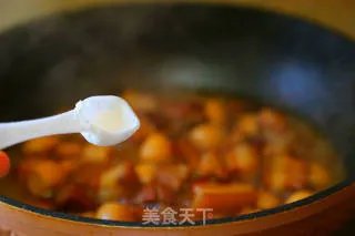 鹌鹑蛋红烧肉