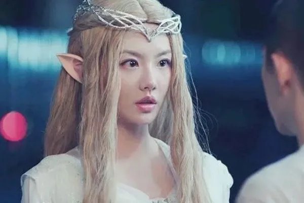 《穿越火线》的苏佳意每天一套cosplay,她扮过哪些角色?