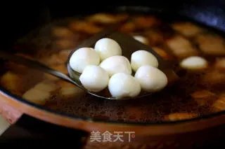 鹌鹑蛋红烧肉