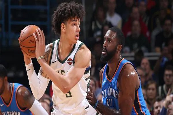 NBA雄鹿队员年薪排名2019 字母哥以年薪2416万美元排名第一