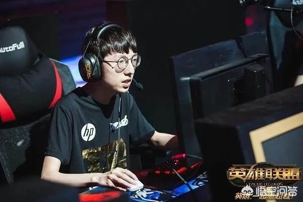 有人说MLXG情商不行,最近他却在斗鱼直播大火,对此你怎么看?