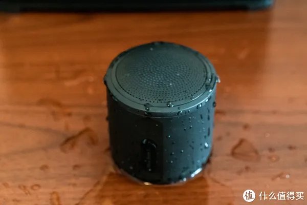 ¥39包邮的全新洋垃圾,沃尔玛大超市自有品牌,IP4X三防Blackweb男牙音箱