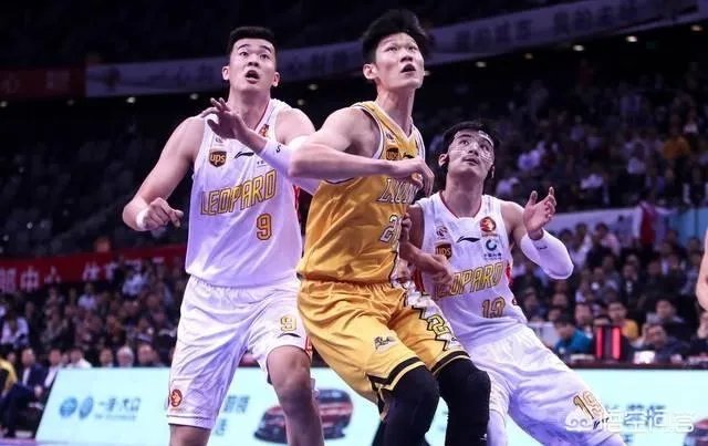 很多深圳球迷话深圳队能够黑八,夺冠的机会大,你们相信吗?