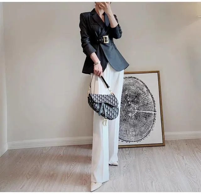 有没有适合职场青年的服装品牌?